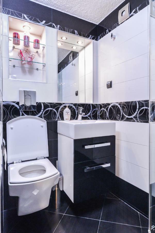 Extravaganzzo - Super Central One Bedroom Modern Apartment By Flat Mаnager Sofia Zewnętrze zdjęcie